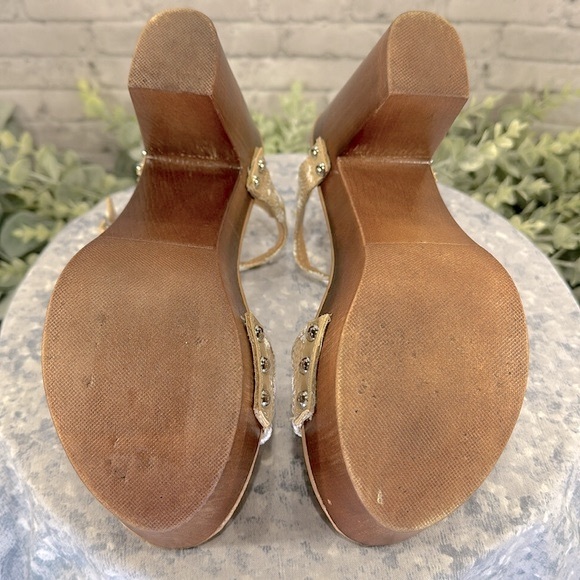 Madden Girl “Lifft” Daisy Raffia Tan Open Toe One-Band Platforms WMS 6.5M🌼VGUC - Picture 11 of 12